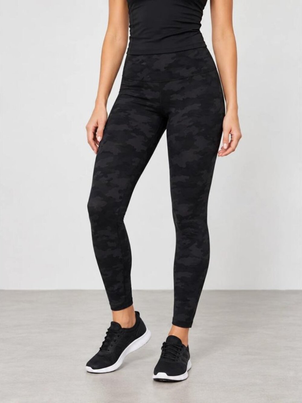 SPANX Womens XS/TP Black Camo High Rise Cropped Leggings 22 Inseam